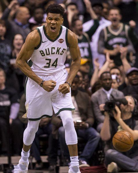 组图:看字母哥这些年的肌肉进化,从瘦骨嶙峋成长为希腊怪兽