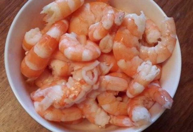 不知道大家平时上做水煮虾的时候是怎么煮的,如果你们发现做得很新很