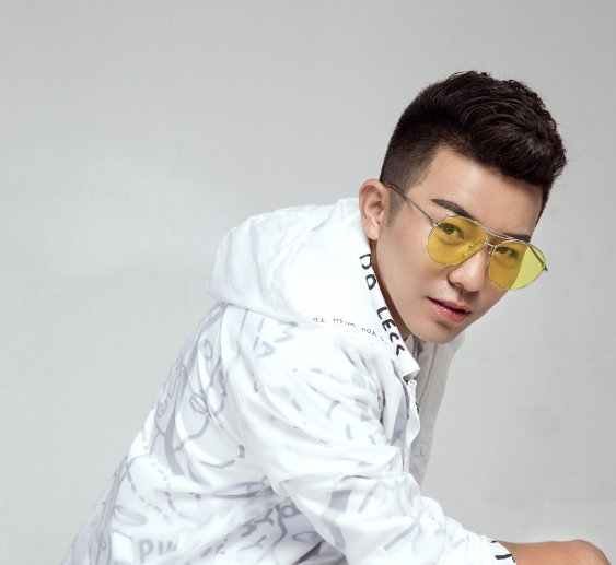 舞帝会议上利哥点名批评想要跳槽的主播,这次没给佛门留一点情面