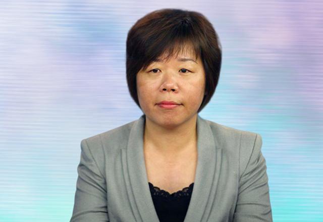 她长相不漂亮,21岁进富士康今身家百亿,郭台铭力挺她成亿万富婆