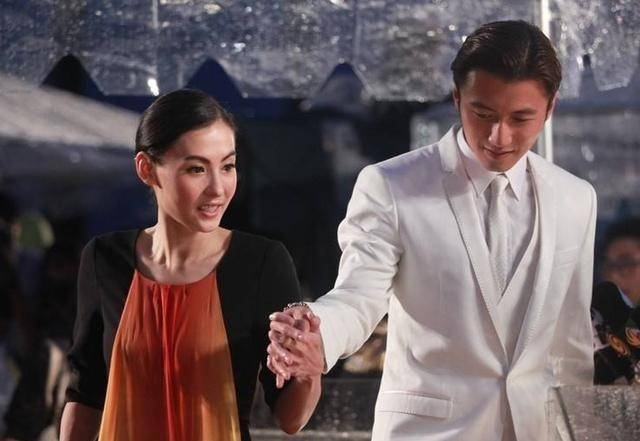 张柏芝独自抚养三个孩子前夫谢霆却锋贴心为别人办婚礼