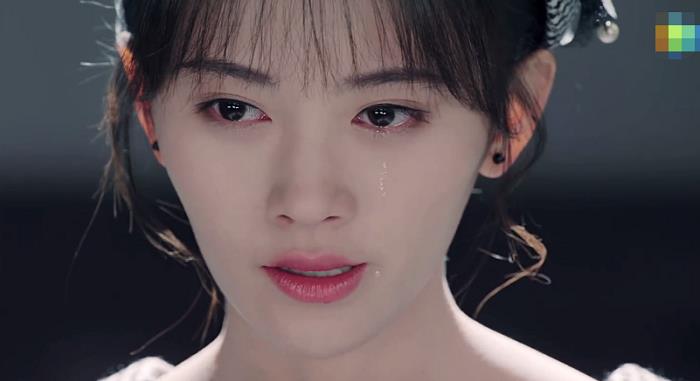 鞠婧祎演技进步超大!哭戏疼到人心窝里,不是科班出身还这么优秀