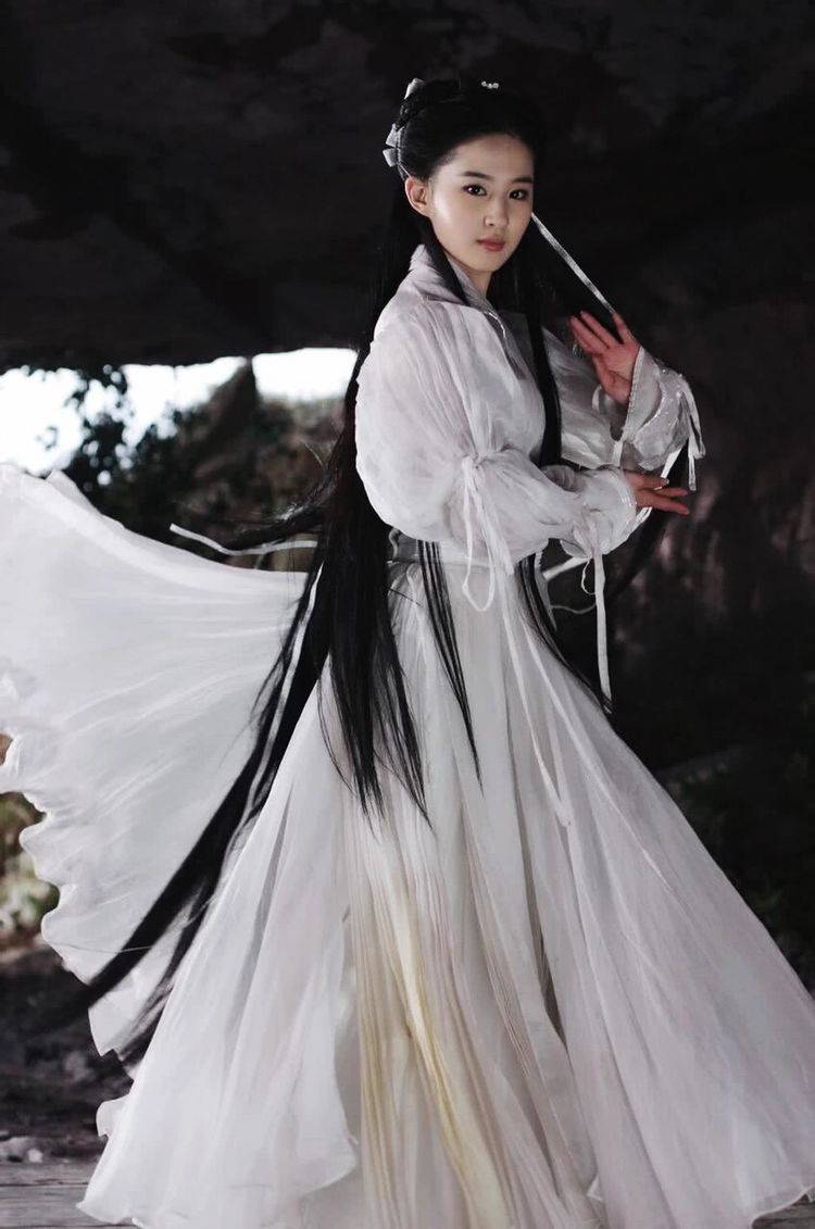 刘亦菲当年的小龙女有多美?网友感叹就真如仙女下凡了