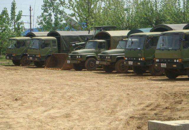 我国部队军车的停放, 整整齐齐真是很美观