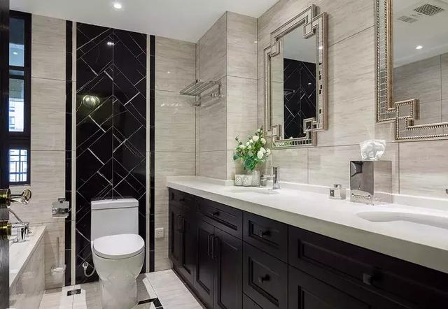 小户型卫生间也惊艳,这30个瓷砖搭配案例每一个都可以搬回家