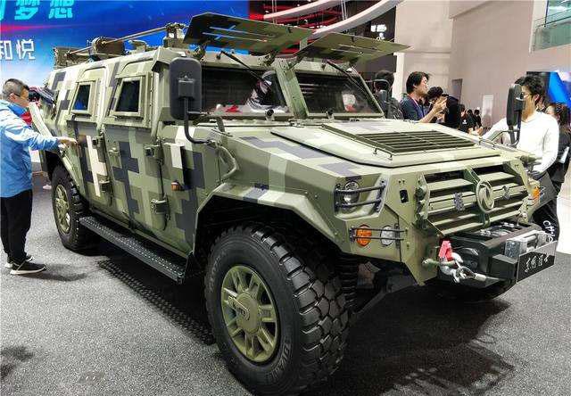 中国猛士热卖全球市场,使奔驰lapv吉普车降价到60万美元