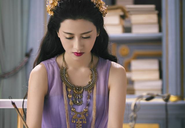 她是爱情公寓4里的小雨淅淅颜值高演技好网友要火