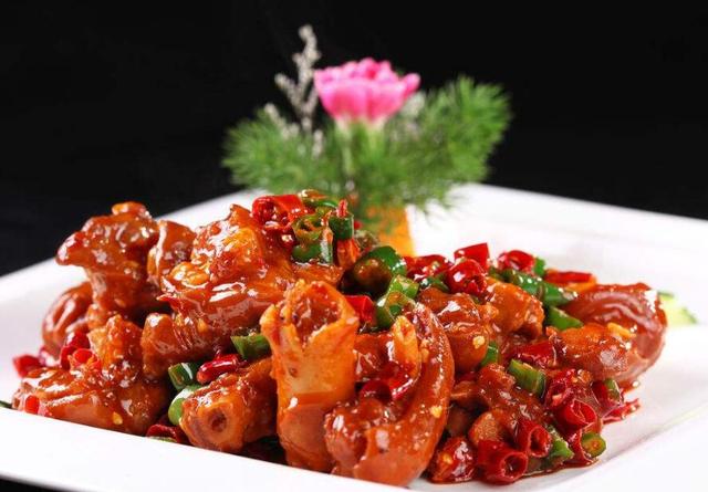 秋风起贴秋膘教你红烧猪蹄的做法香糯软烂好吃到停不下来