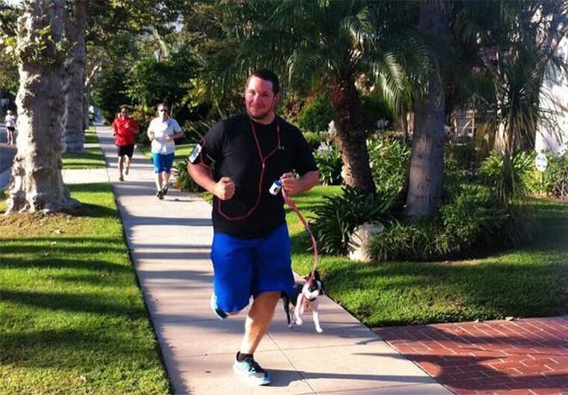 被狗狗拖拽走路的380斤胖子两年减190斤减肥旅途遇见美丽新娘