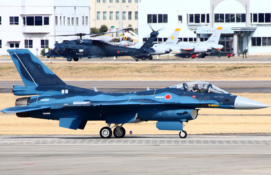 日本f-2战斗机最近几年中国军队的发展迅速,其中海军最为明显,被大家