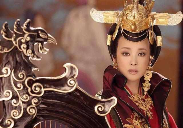 武则天嫁给李世民12年没怀孕为何和李治生活一年便育有龙子