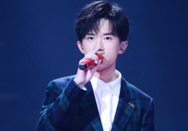最受欢迎的7位年轻男歌手鹿晗第5千玺第2排在第一的争议大