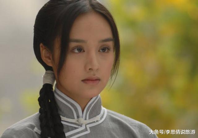 她曾是最美校花,26岁嫁给穷影帝,现拼了8年在北京仍买不起房子