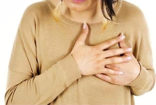 产妇第四天乳房很涨疼奶水出不来该怎么办摧奶三点要注意