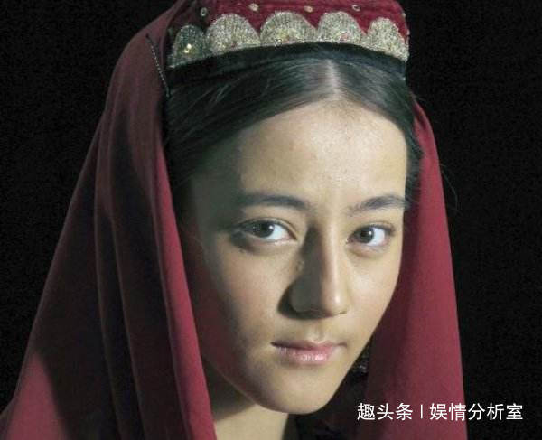 迪丽热巴不为人知的一面,卸了妆人设彻底崩塌!