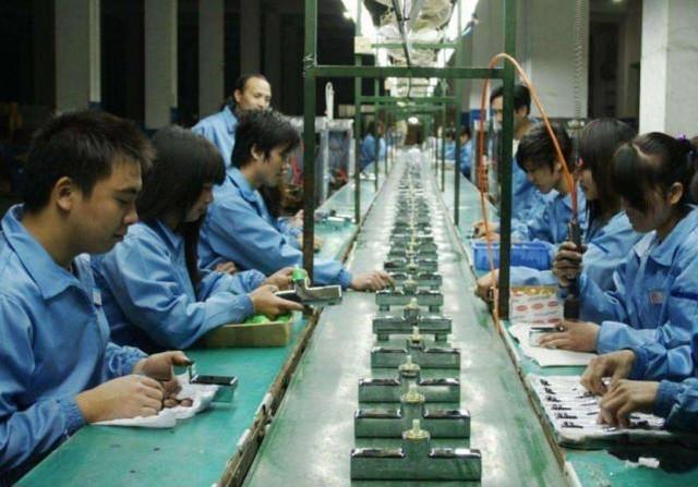 东莞打工仔:辞职工不批,只能用一个月工资作为代价,选择自离