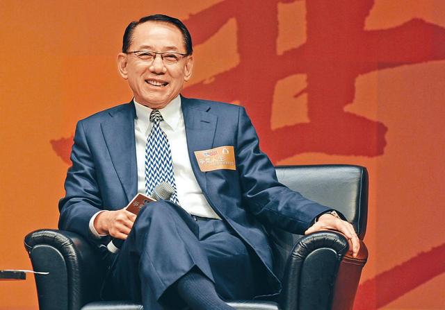 洗心革面赚到百亿身家,还娶了捷克嫩模|捷克|杨其龙|何超琼_新浪新闻