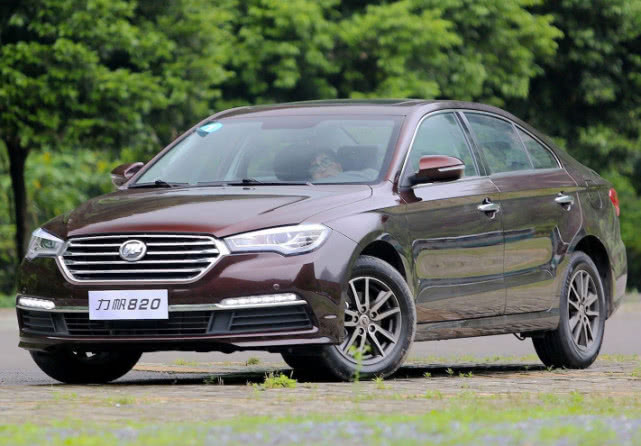 中高级轿车力帆820亮相,搭载2.0t发动机,起步价不到8万