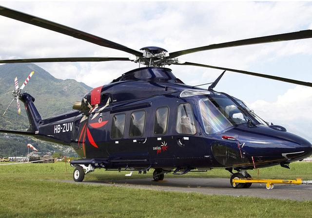 为什么直升机降落等人时螺旋桨还在不停转动?看完涨知识了