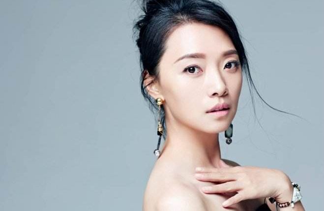 《亮剑》里最好看的原来是秀芹,脱下棉衣就是女神,还是个女兵