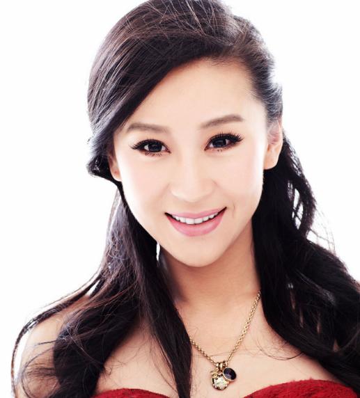 她5岁走红,出道35年零绯闻,如今嫁大21岁富豪生龙凤胎