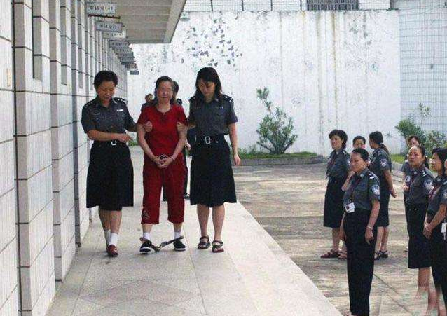 直击死刑犯的最后一天,同古代有很大不同!|死刑|死刑犯|罪犯_新浪新闻