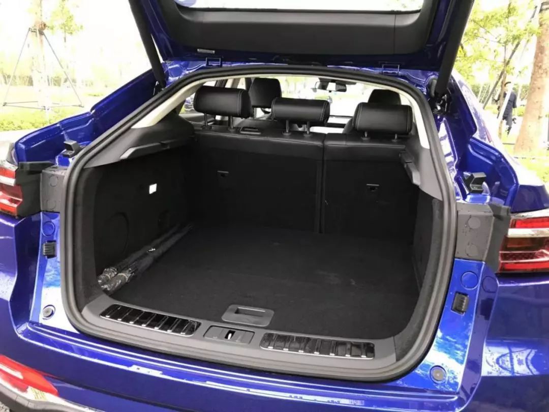 试驾长安cs85 coupe,原来,它不是靠脸吃饭的?