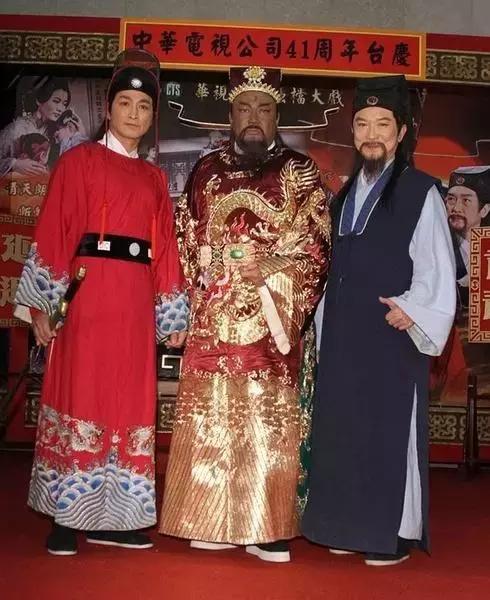 盘点93版《包青天》铁三角的现状:有的转战商界,有的至今单身