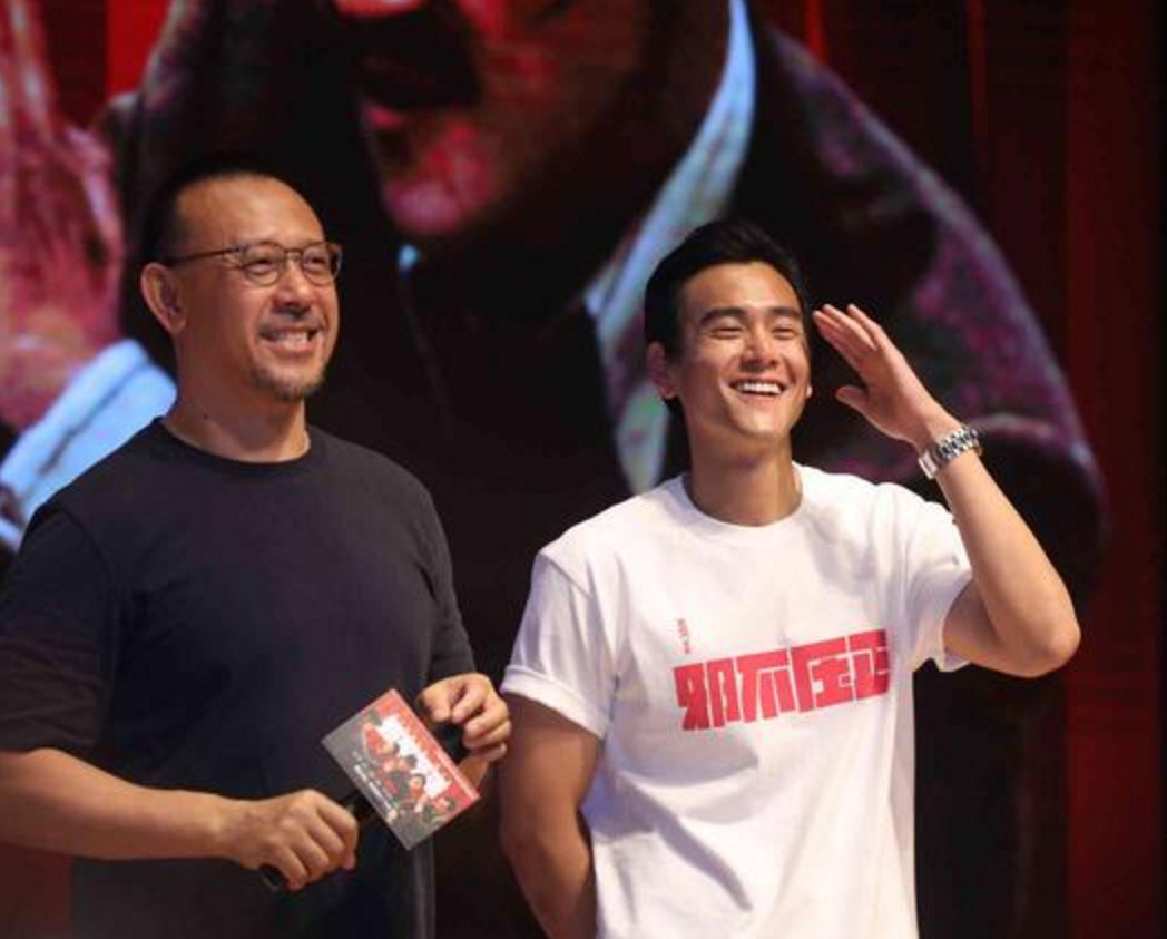 《邪不压正》姜文坚持真空上阵,彭于晏为艺术献身,拒穿安全裤!