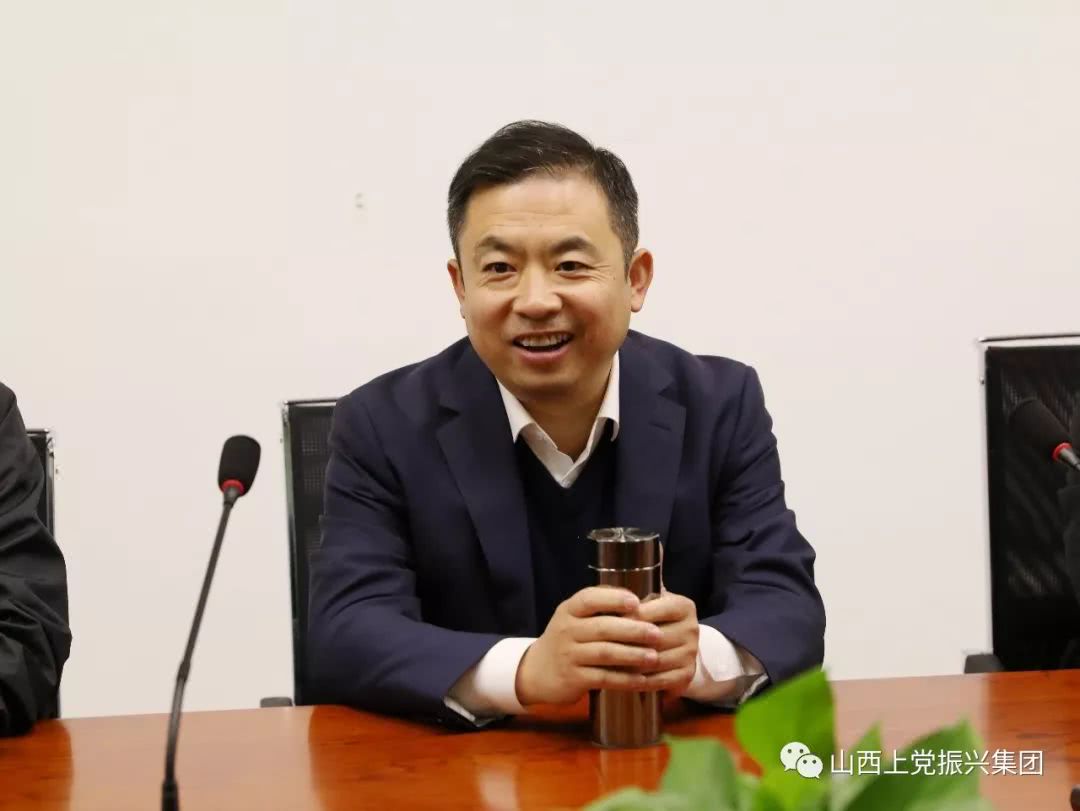 长治市上党区委书记王现敏带领区委领导班子走进振兴村调研指导