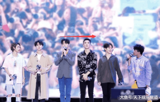 陈立农和188cm的王子异一样高, 却比185cm的刘昊然矮?