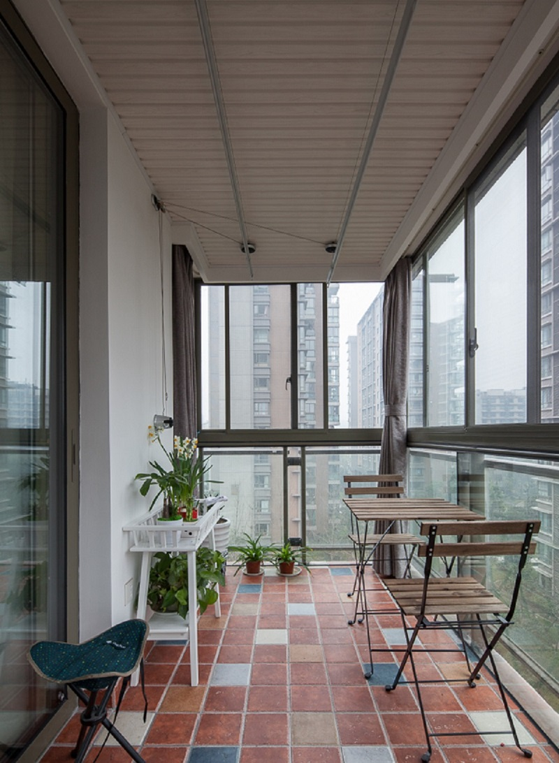 东莞装修:这样的古香古色的木条天花,是不是更有闲情逸致呢!