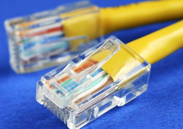 俄罗斯自拔网线？启用本国互联网，DNS被美国防部控...