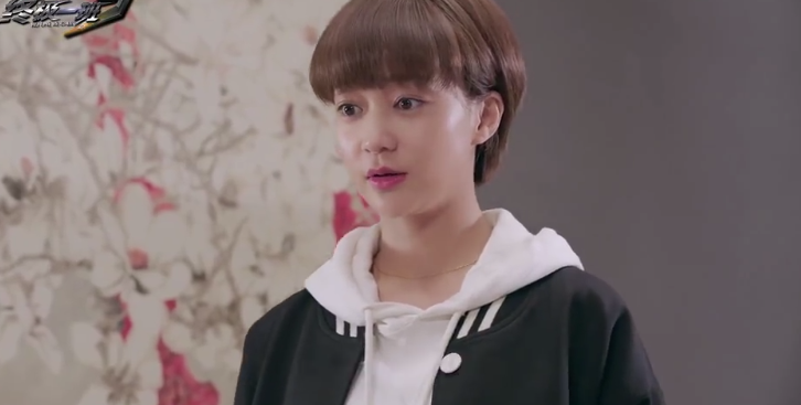 终极一班她是暗黑系萝莉和亚瑟王玩暧昧最终却为亲姐姐而死