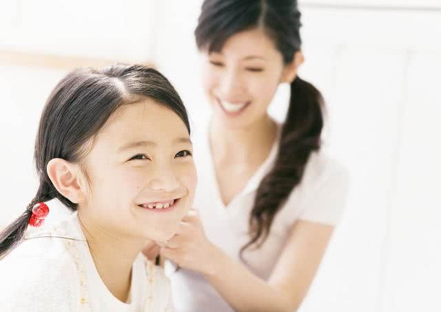 独生女儿长大后,父母需要给她买房吗?让过来妈妈告诉你