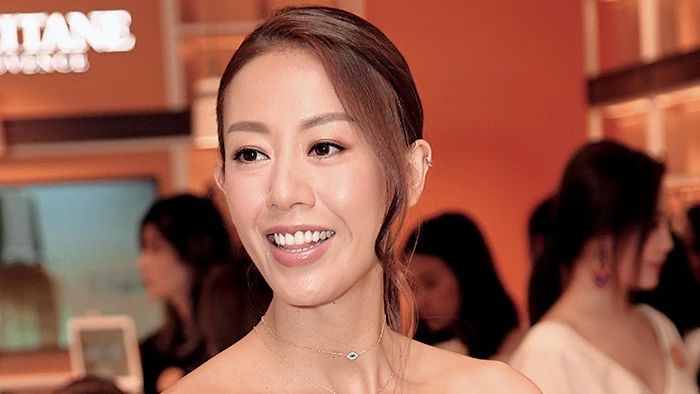 因男友而改变致力于慈善工作!