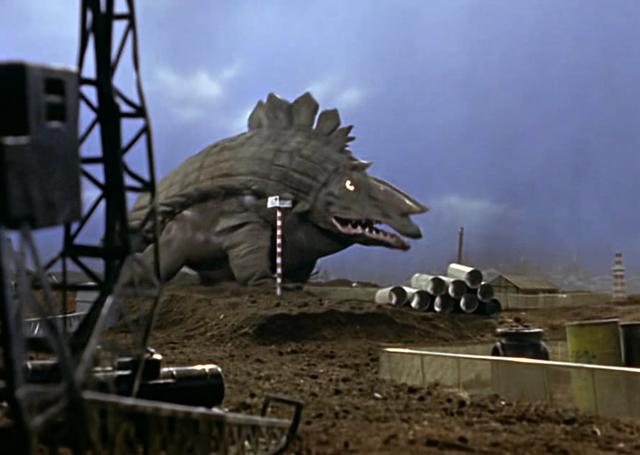 史盖顿不是源于地球的怪兽,它来自遥远的外太空,在某一天如同陨石一般