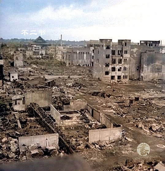 二战末的东京上色老照片大轰炸下的真实模样看看多惨烈