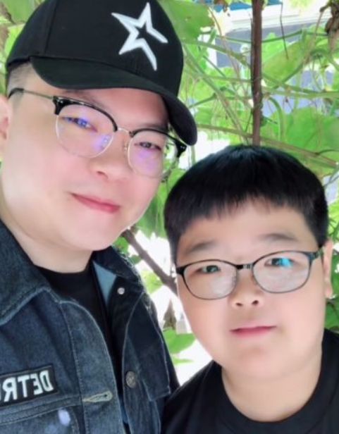 乡村爱情|曹桐睿|成名_新浪新闻