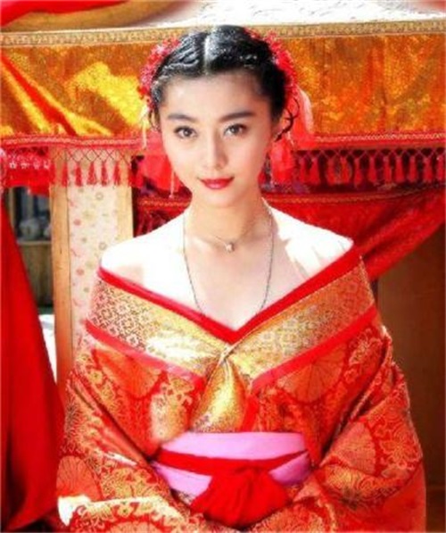 六位穿着古代新娘服的女星,个个倾国倾城,你想娶谁?