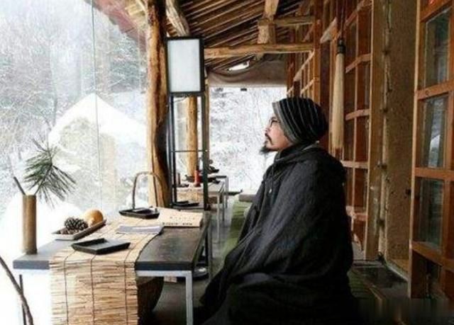 上万人隐居在终南山,生活是怎样的?网友:这不是隐居,是炫富!