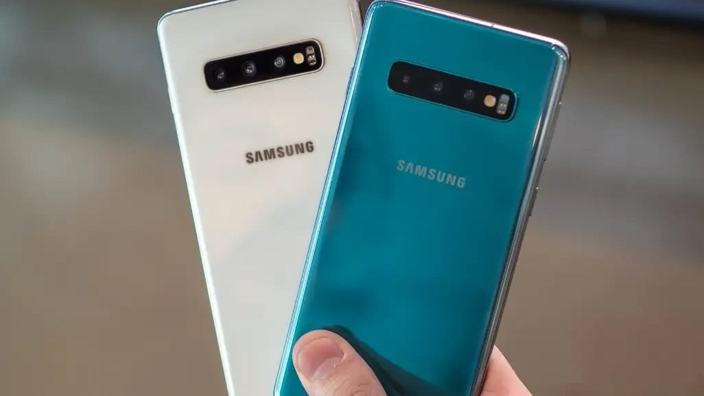 三星galaxys10与oneplus6t比较