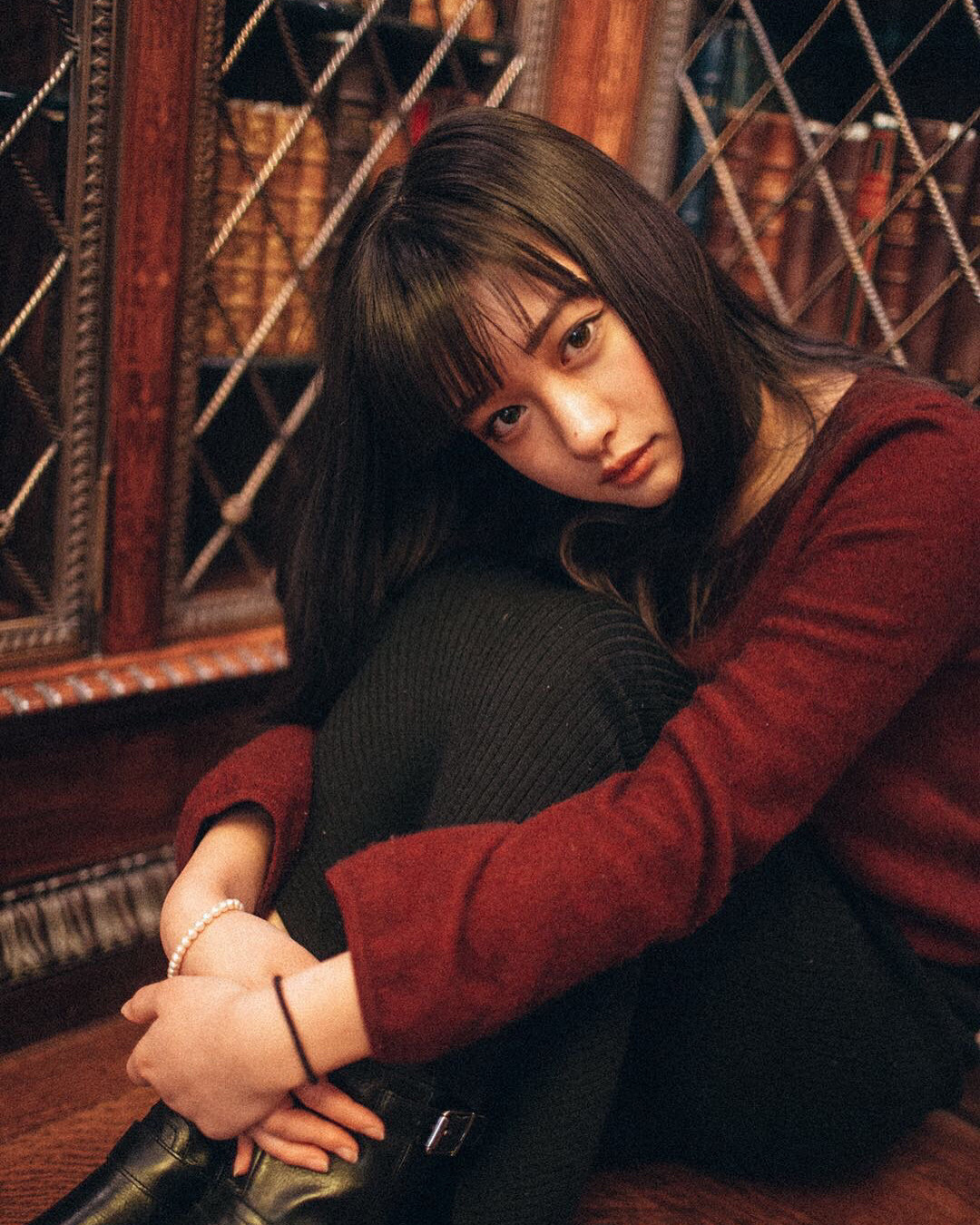 18岁中国姑娘因长相太精致吸粉无数,上多国热搜