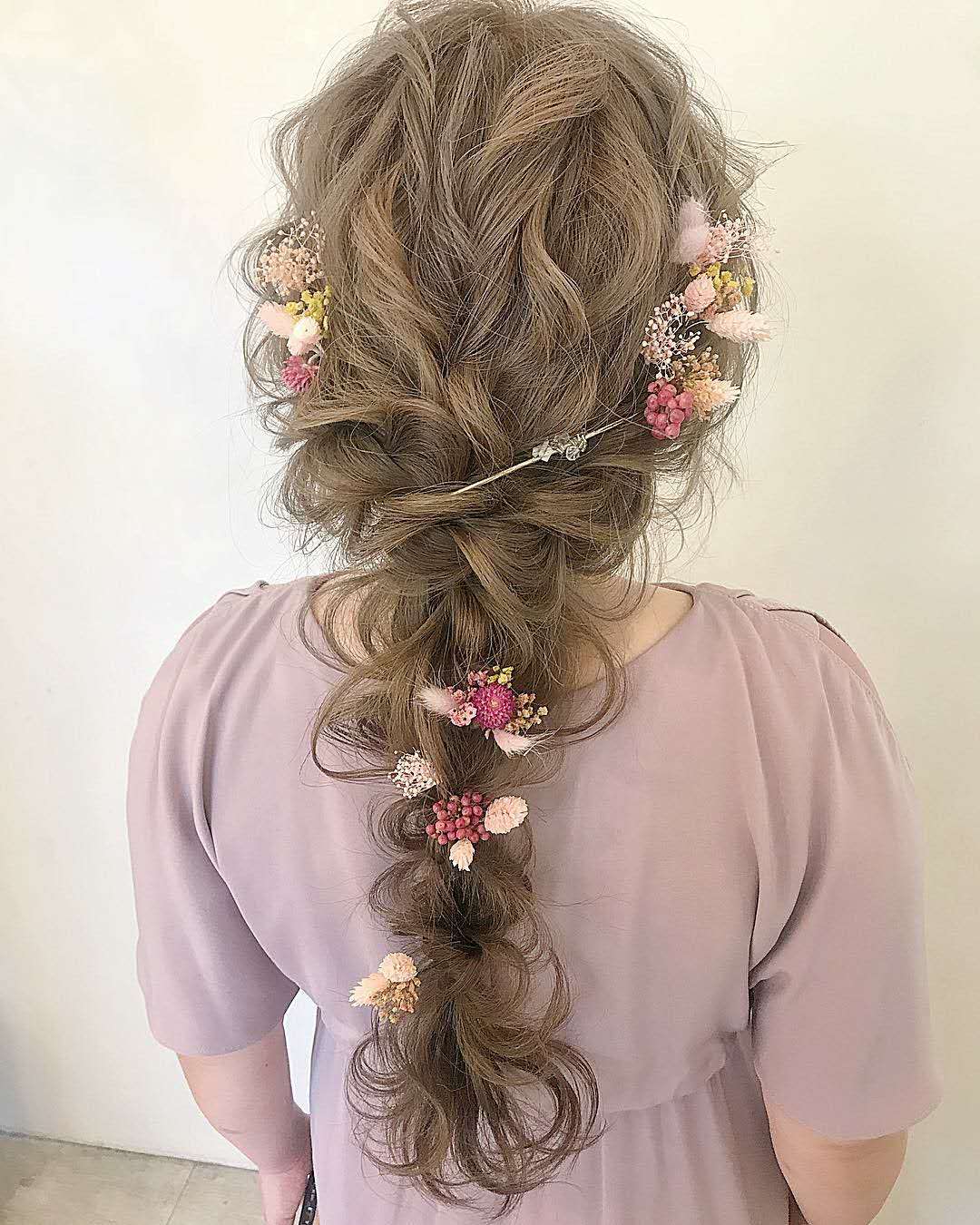 10款初夏的编扎造型,简约的时尚编发让你更出彩