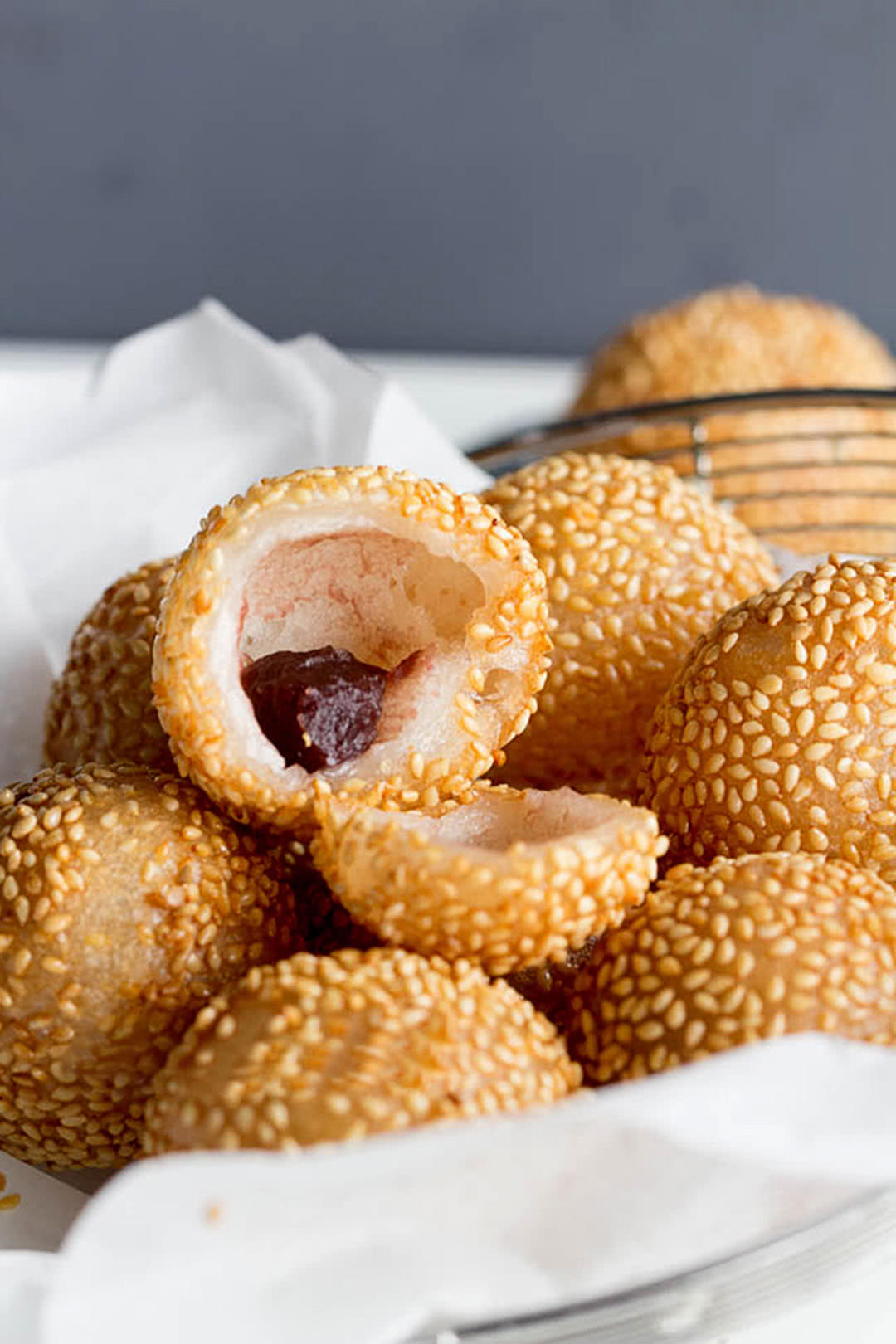 教你做麻团,一学就会,做出的麻团外酥里嫩,比大厨做的都好吃