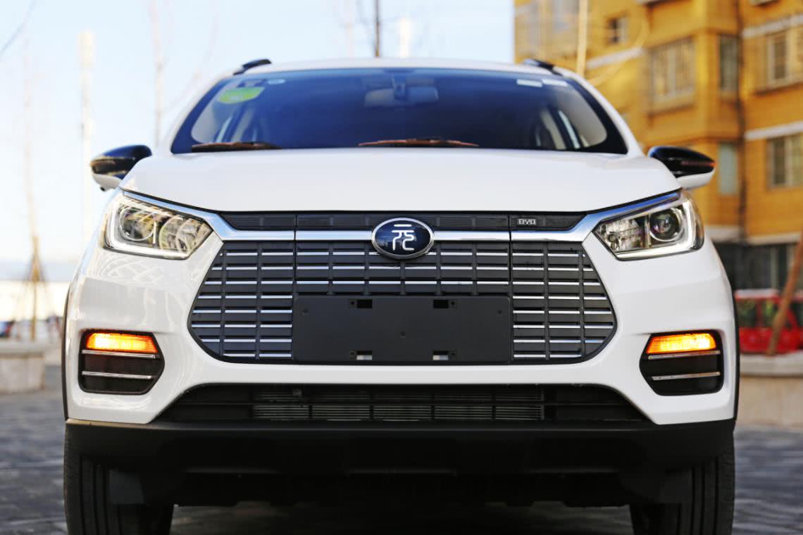 十万级最强智联纯电suv 比亚迪2019款元ev360到店实拍