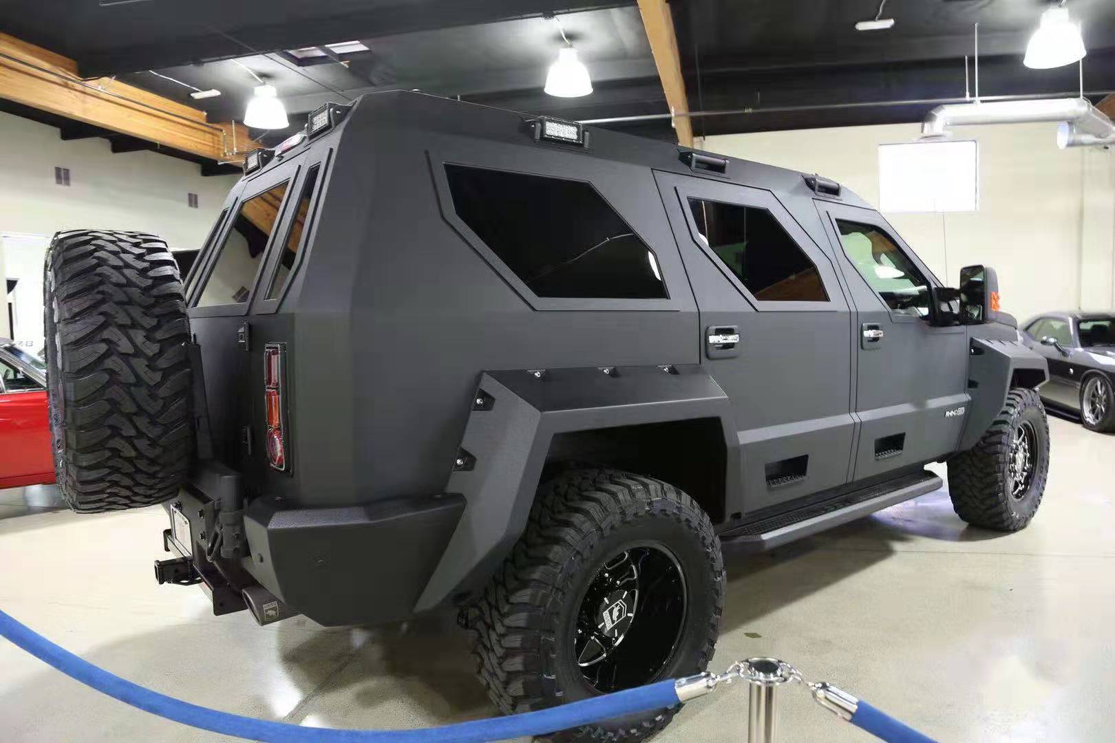 美国特种越野车rhino gx ebay卖176万元 6.7升v8