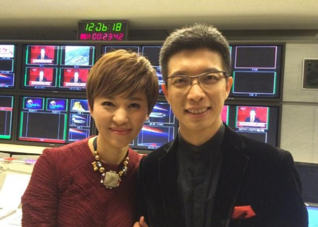 央视主持人朱广权近照天生自带幽默细胞是被耽误的段子手