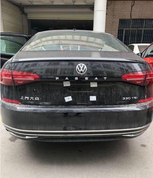 喜提大众帕萨特车尾带字母月供3600车主比奥迪a4强