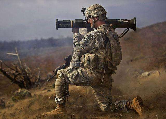 中国最新的08式火箭筒是不是太浪费了?|火箭筒|单兵|火箭弹_新浪新闻